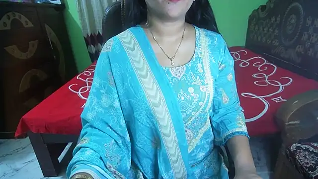 BengaliQueenStar: онлайн-секс-чат