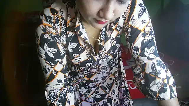 Živý XXX chat BengaliQueenStar