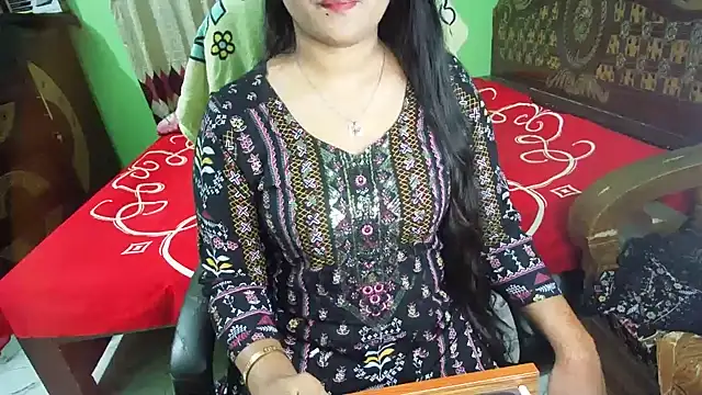 Chat +18 de BengaliQueenStar ao vivo
