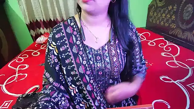 BengaliQueenStar's Live XXX Chat