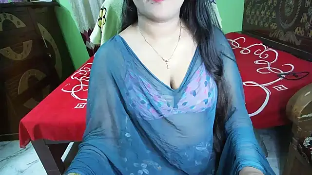 BengaliQueenStar's Live XXX Chat