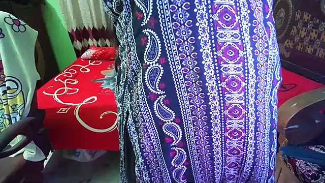 צ'אט XXX בשידור חי של BengaliQueenStar