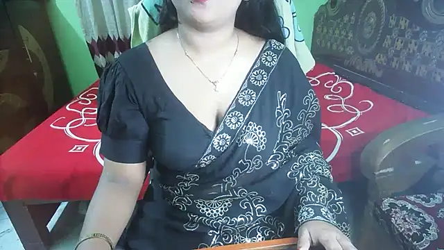 BengaliQueenStar Chat XXX live