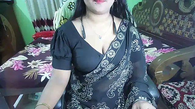 BengaliQueenStar's Live XXX Chat