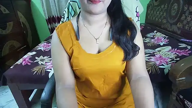 BengaliQueenStar's Live XXX Chat