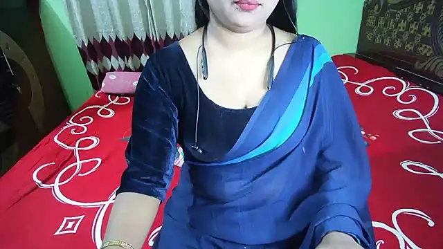 BengaliQueenStarのライブXXXチャット