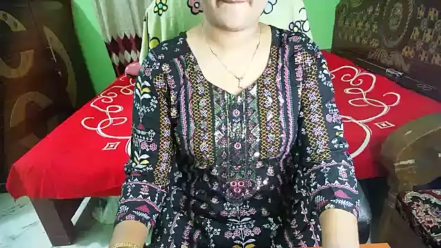 BengaliQueenStar live XXX chat