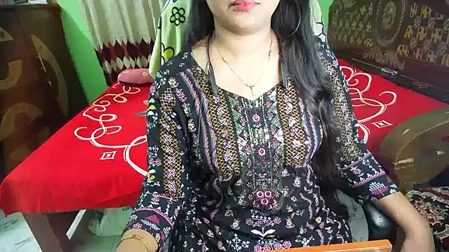 BengaliQueenStar 即時 XXX 聊天