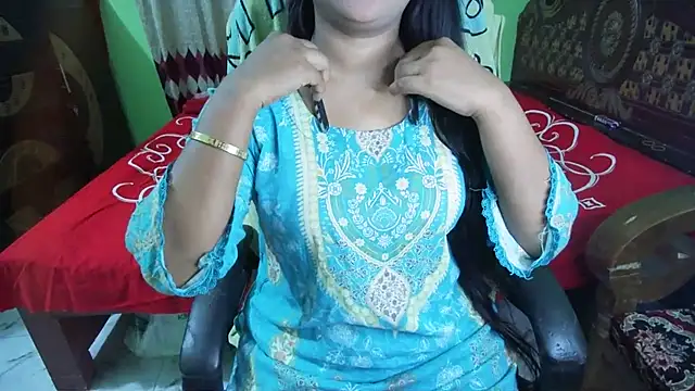 BengaliQueenStar XXX чат на живо