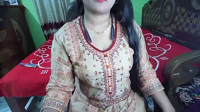 Živý XXX chat BengaliQueenStar