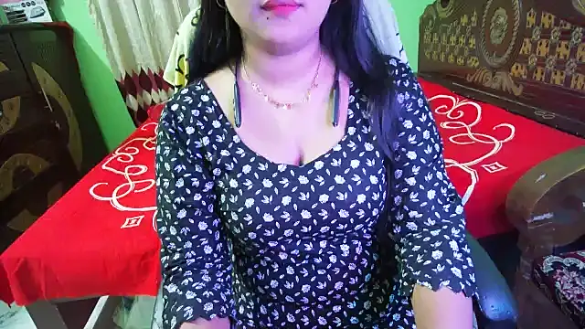 BengaliQueenStar – Naživo XXX chat