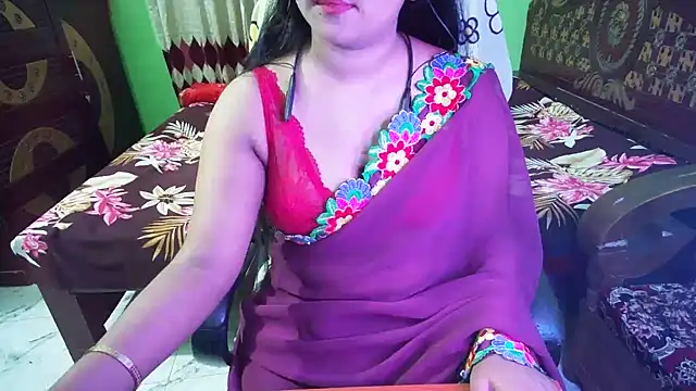 BengaliQueenStar's Live XXX Chat