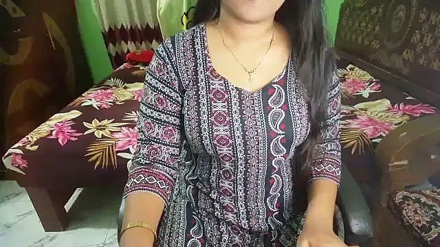 XXX chat uživo modela BengaliQueenStar