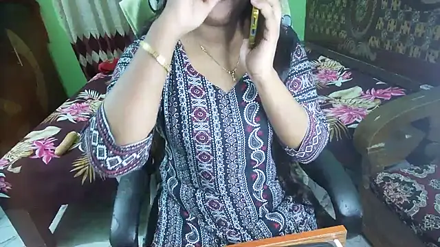 Chat XXX en directo de BengaliQueenStar