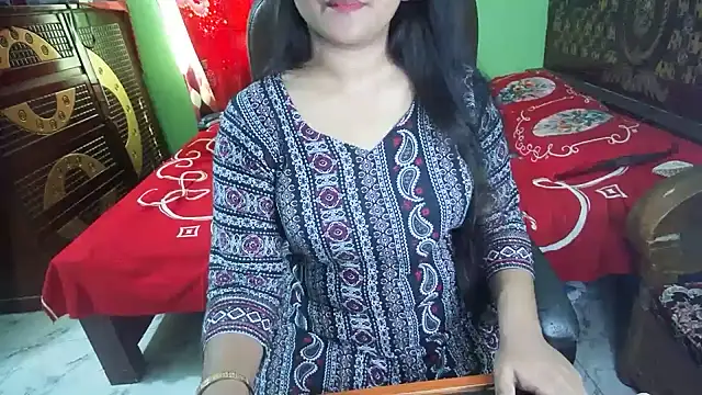 XXX chat uživo modela BengaliQueenStar