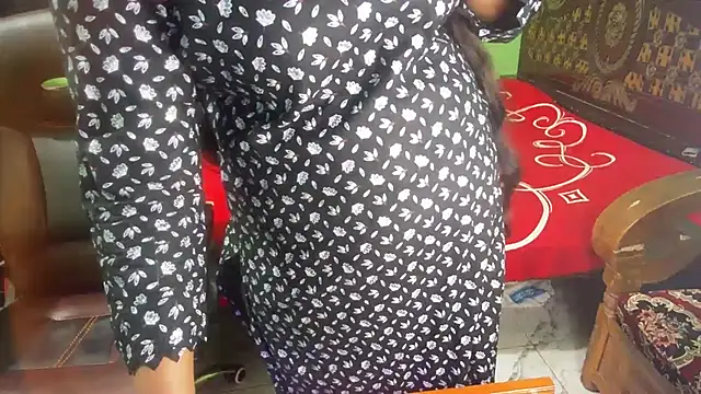 BengaliQueenStar: απευθείας συνομιλία ΧΧΧ