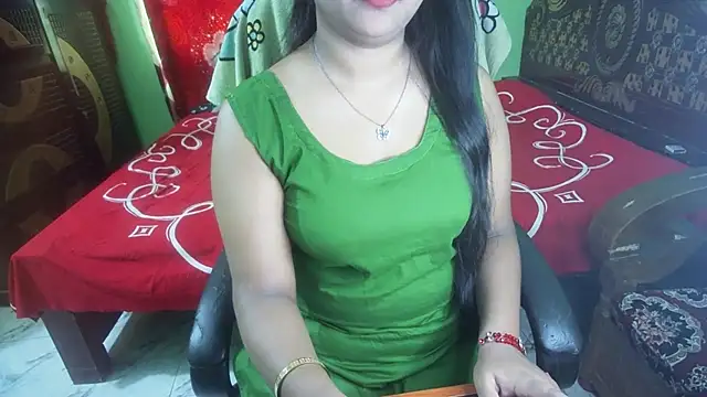 BengaliQueenStar live XXX chat