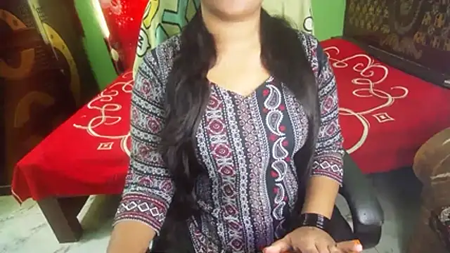BengaliQueenStar's Live XXX Chat
