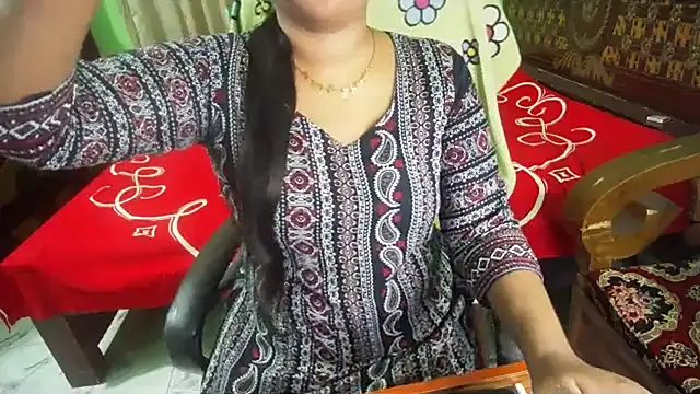 BengaliQueenStar – Live XXX-chat