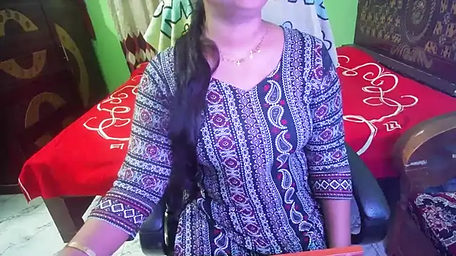Czat XXX na żywo – BengaliQueenStar