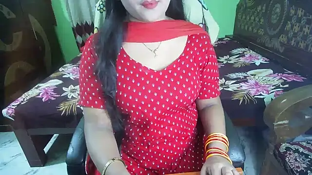 BengaliQueenStarのライブXXXチャット