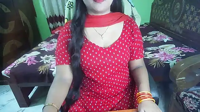 BengaliQueenStar Chat XXX in diretta