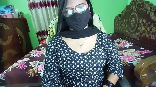 แชท XXX สดของ BengaliQueenStar