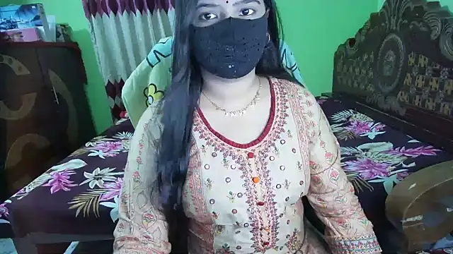Chat +18 de BengaliQueenStar ao vivo