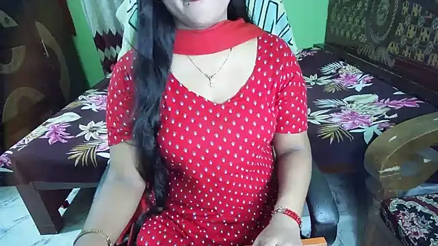 BengaliQueenStar Chat XXX in diretta
