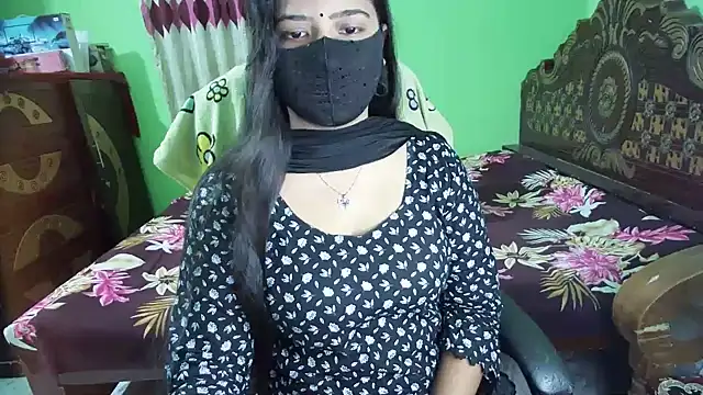 BengaliQueenStar's Live XXX Chat