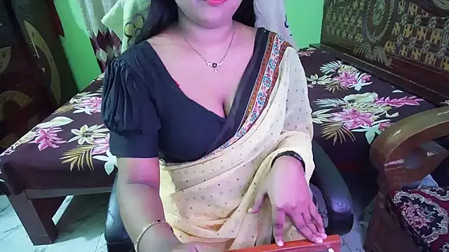 BengaliQueenStar Chat XXX live