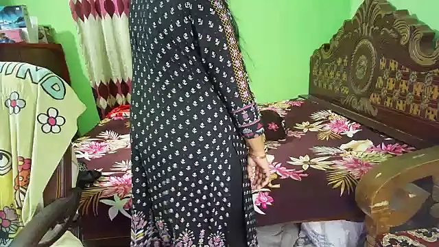 BengaliQueenStar 现场XXX聊天