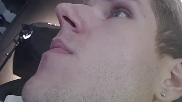 John_Harris7n Webbikameraesitys