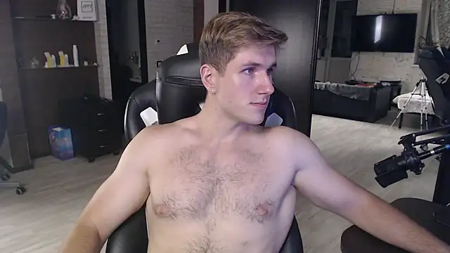 הופעת וובקאם של John_Harris7