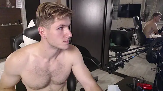 John_Harris7 Show in webcam