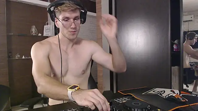 John_Harris7n Webbikameraesitys