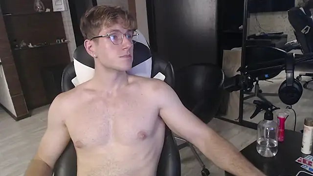John_Harris7 Show in webcam
