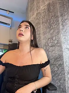 saracaball_ Webcam-Show