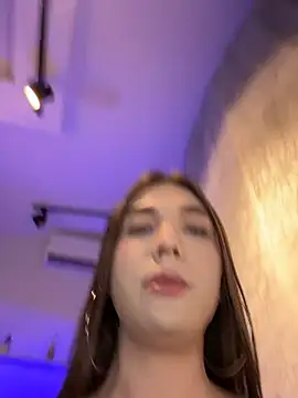 saracaball_'s Webcam Show