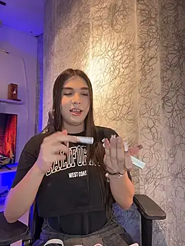 saracaball_'s Webcam Show