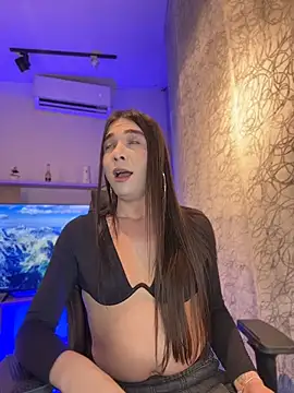 saracaball_: διαδικτυακό σόου στην κάμερα