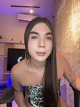 saracaball_'s Webcam Show