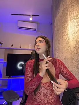 saracaball_ webcam show