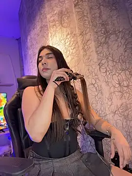 הופעת וובקאם של saracaball_