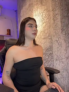 saracaball_'s Webcam Show