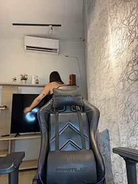 saracaball_ Adlı Modelin Web Kamerası Şovu