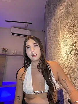 saracaball_'s Webcam Show