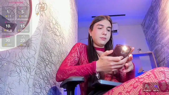 saracaball_'s Webcam Show
