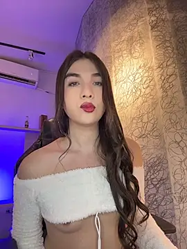 Show modela saracaball_ na web-kameri
