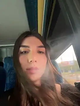 saracaball_ Webcam-Show